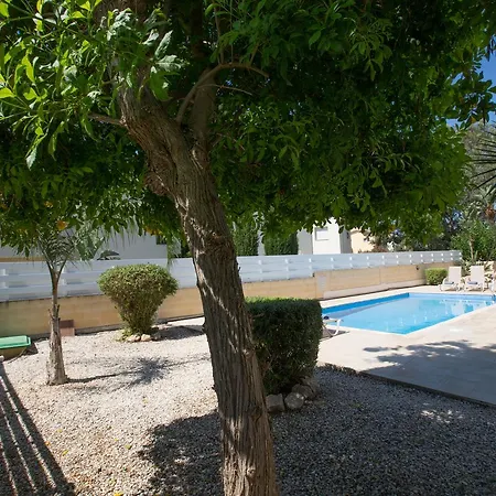 Nadelle 5 Agia Napa