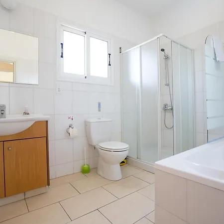 Villa Nadelle 5 Ayía Nápa